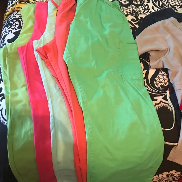 Scrub tops and pants SOLD - Picture 2 of 2